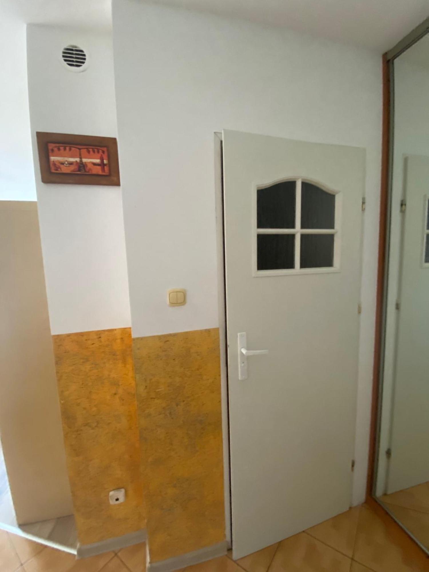 Apartament Pomaranczowy - Kawalerka W Srodmiesciu Kolberg